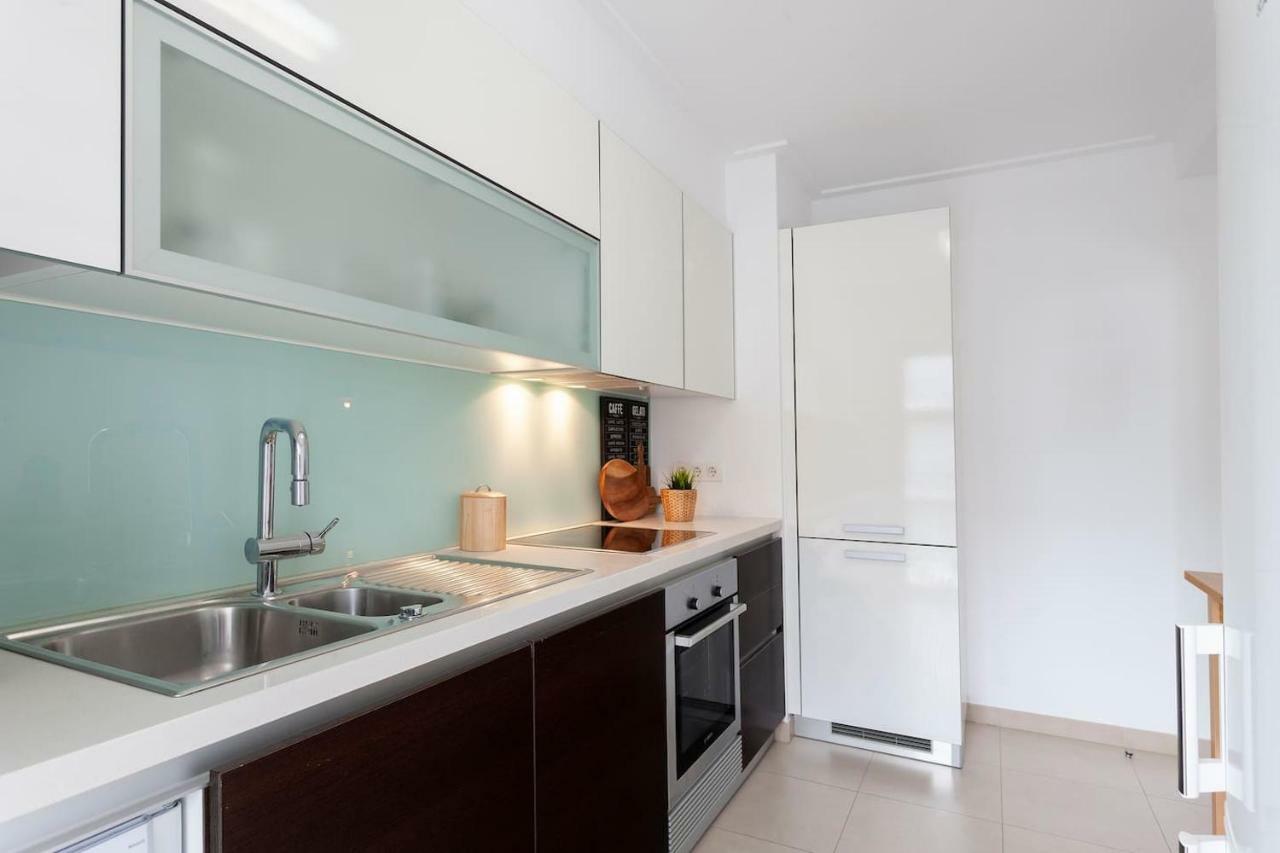 Lisbon Metro & Pool Apartment Lisboa Exterior foto